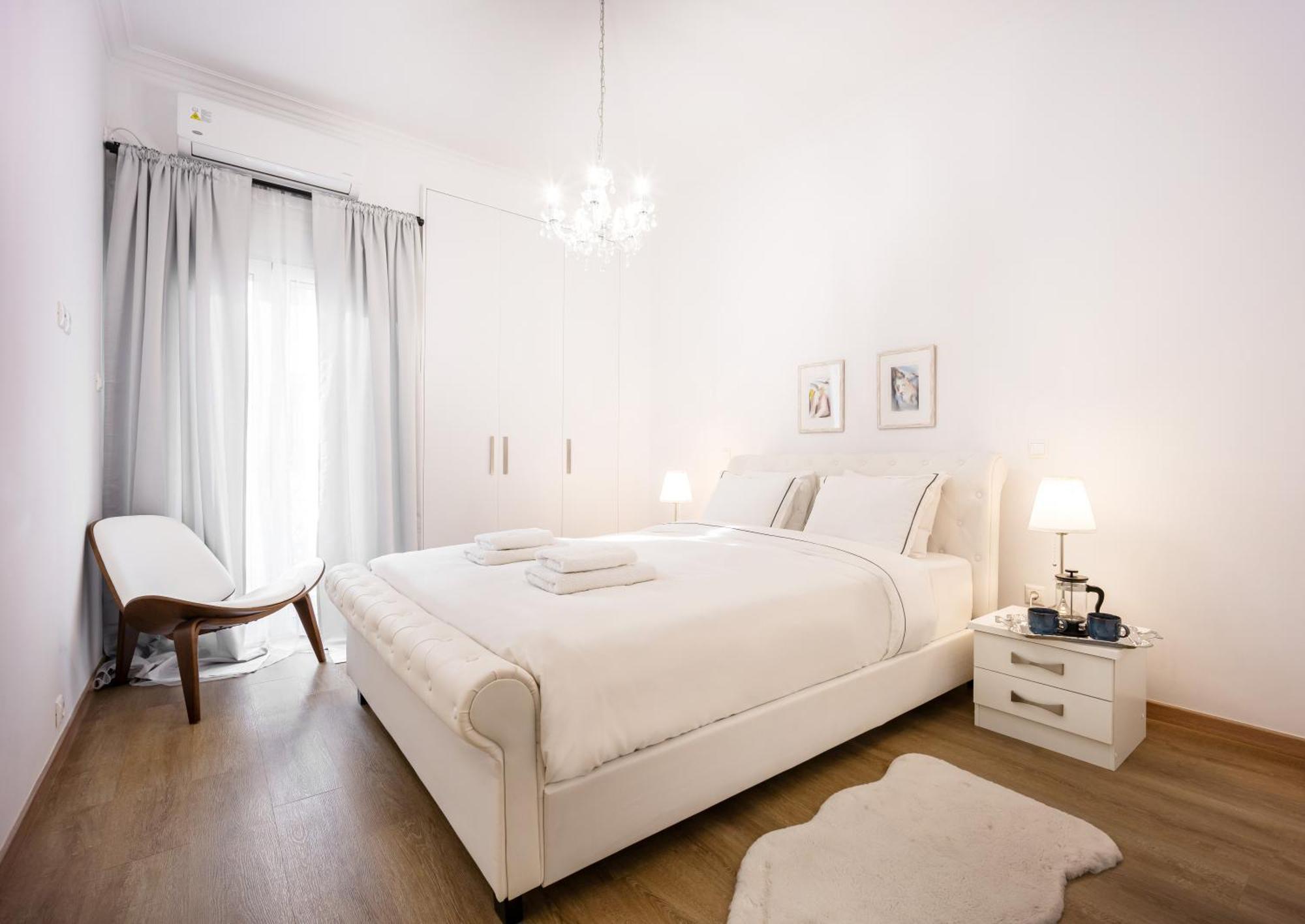 Zen Elegant Apartment In The Center Of Atena Exterior foto