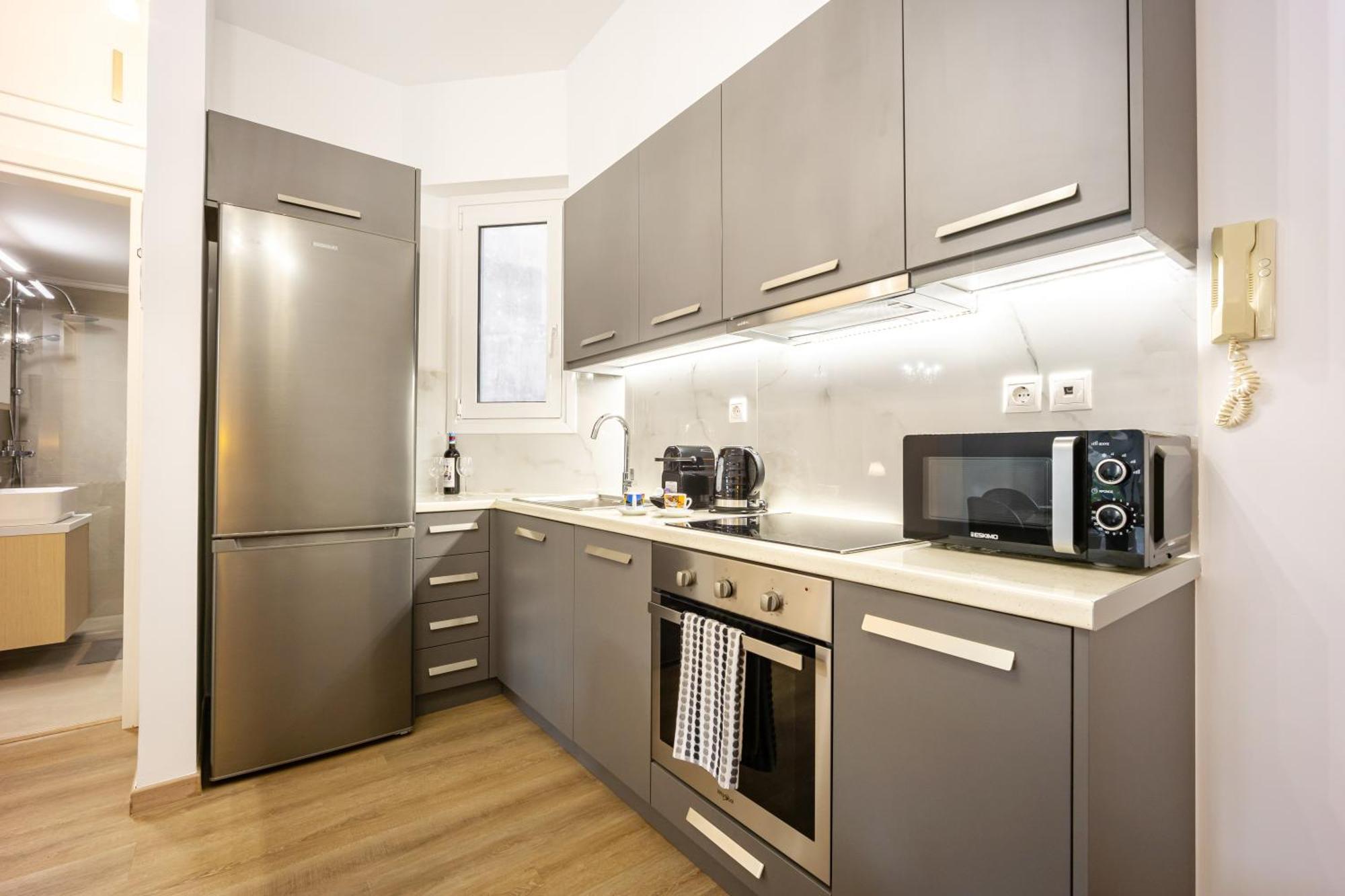 Zen Elegant Apartment In The Center Of Atena Exterior foto